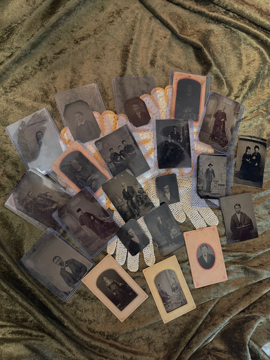 #76 1850s REAL METAL PHOTOS - Tin type photographs