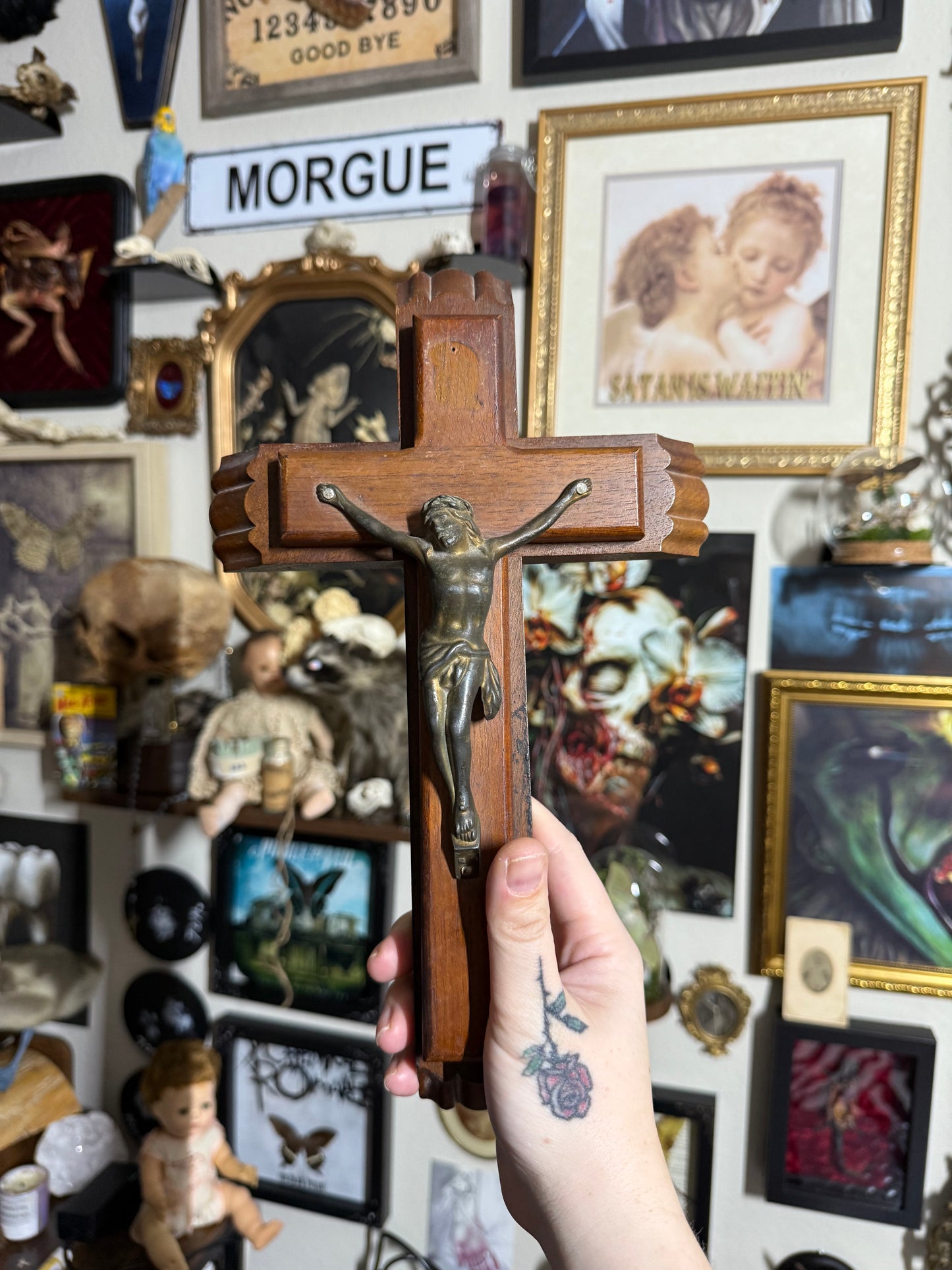 1940s Last Rites Crucifix w/ secret compartment